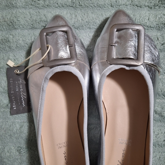Avellini Silver Italian Genuine Leather Flats Sz 40 Made In Italy - Picture 3 of 8